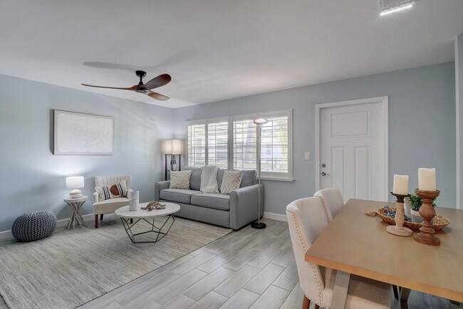 Primary Photo - 975 9th Ave S