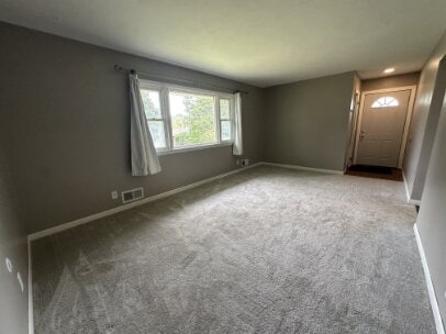 Building Photo - "Charming 2-Bed Hideaway in NE Minneapolis - Spacious 900 Sq. Ft. Comfort!"