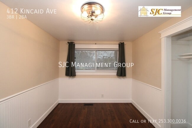 Building Photo - 412 Kincaid Ave