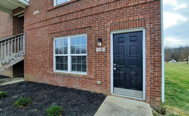 Building Photo - 304 Keeneland Dr