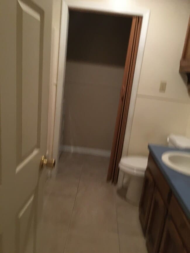 Building Photo - 5920 Ingram Dr