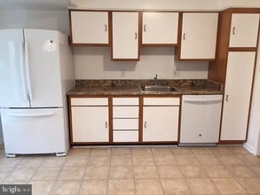 Building Photo - 9301 Kirkdale Rd