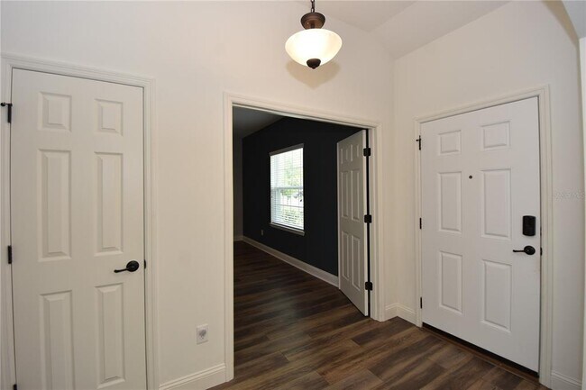 Building Photo - 1 Ziegler Pl
