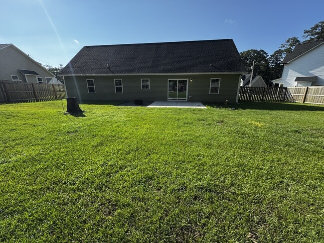 Building Photo - 232 Westfield Dr