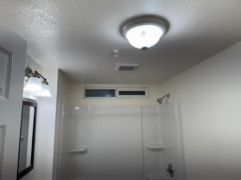 Building Photo - 16645 Valencia Ave