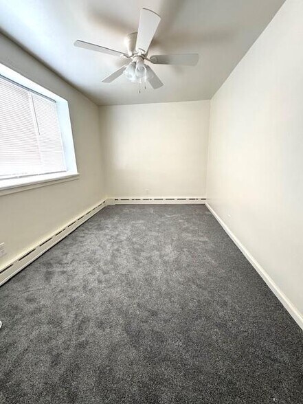 Building Photo - 1782 Rockwell Rd