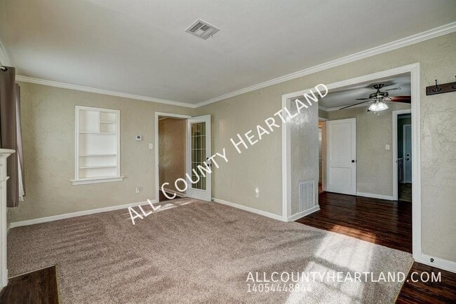 Building Photo - 2128 Hardin Dr