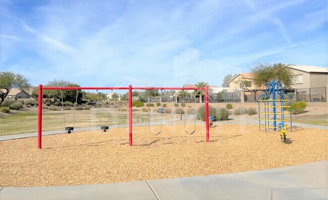 Building Photo - 925 E Canyon Rock Rd