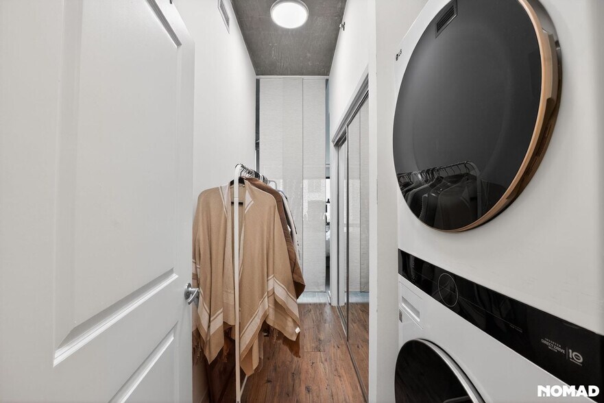 Building Photo - 943 Peachtree St NE