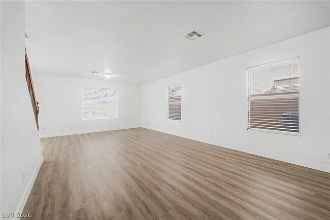 Building Photo - 10547 Lilac Tree Ave