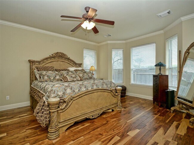 Building Photo - 3831 Aqua Ln