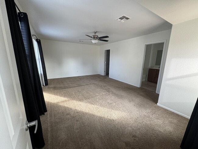 Building Photo - Queen Creek 3br House