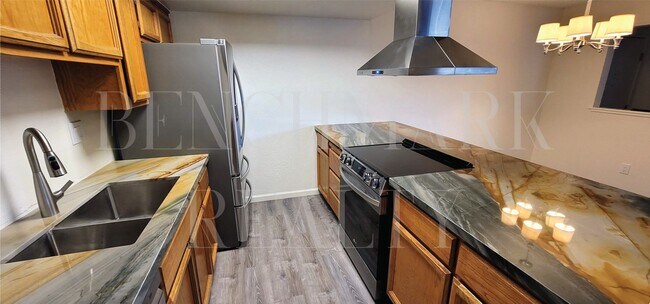 Building Photo - 2845 Idlewild Dr