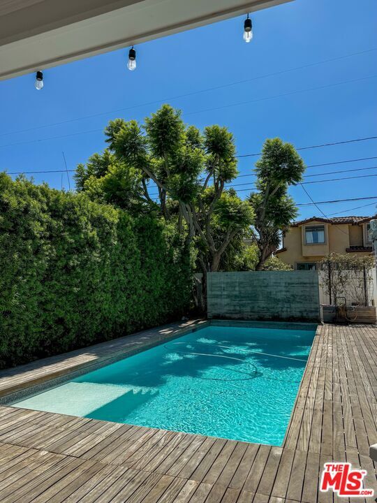 Building Photo - 1024 23rd St