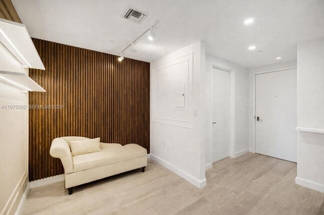 Building Photo - 45 SW 9th St