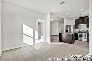 Building Photo - 7923 Bluewater Cove