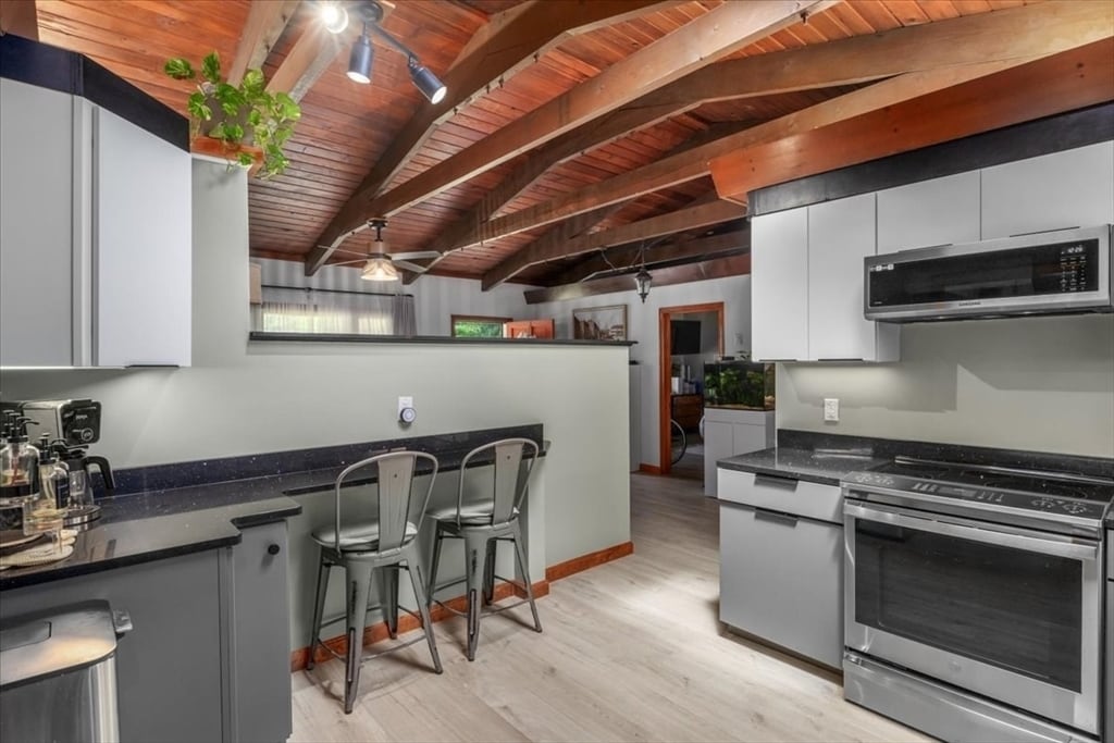 Building Photo - 37 Morrison Rd