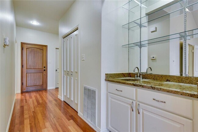 Building Photo - 3509 Fawn Trail