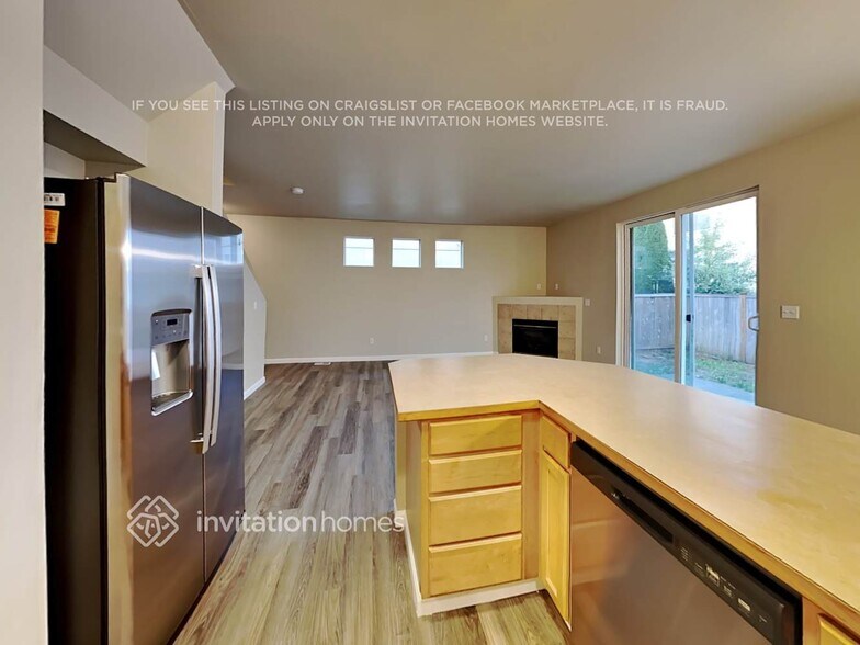 Building Photo - 18435 100th Ave E