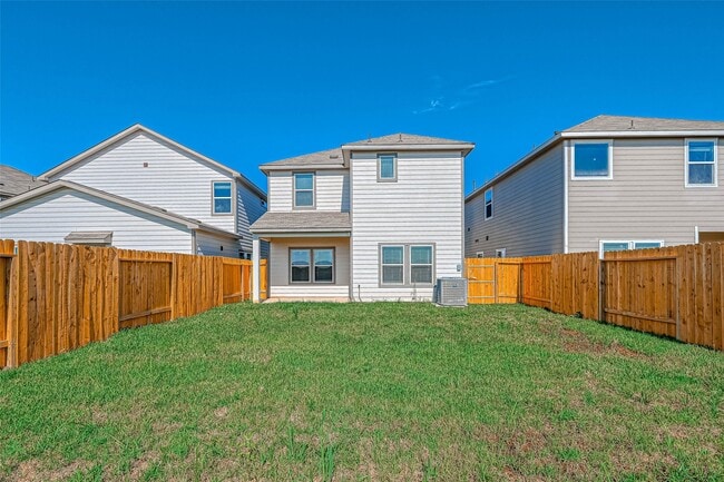 Building Photo - 7910 Cypress Country Dr