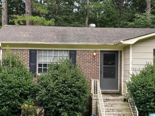 Building Photo - 5213 Goldmar Dr