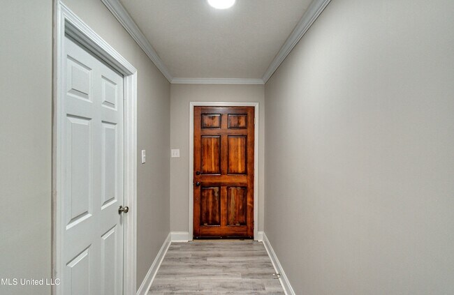 Building Photo - 348 Durham Ct