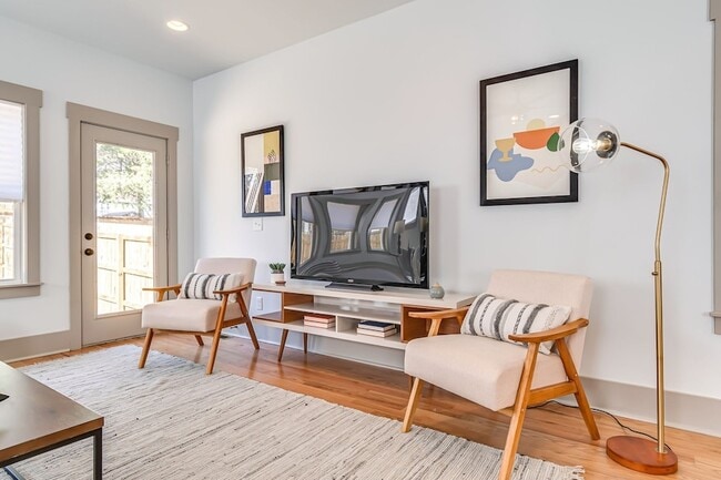 Building Photo - 1603 Porter Ave