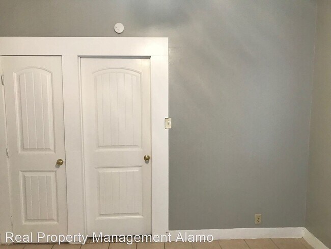 Building Photo - 1 br, 1 bath House - 1147 W Rosewood Unit 2