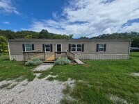 Building Photo - Heiskell 37754 - 3 bedroom, 2 bath home - Call Lisa Vineyard (865) 216-9334