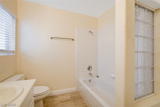 Building Photo - 432 Staghorn Pass Ave