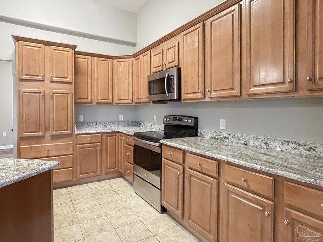 Building Photo - 16601 Egret Cir
