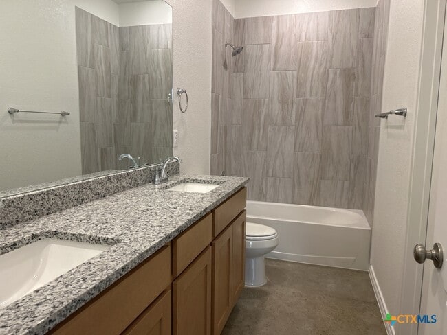 Building Photo - 3809 Hackberry Dr