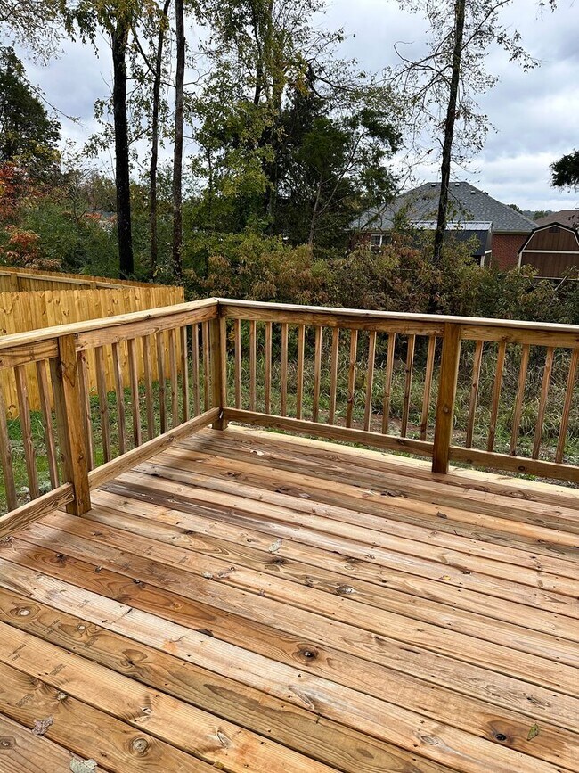 Building Photo - 2766 Cedrus Ave