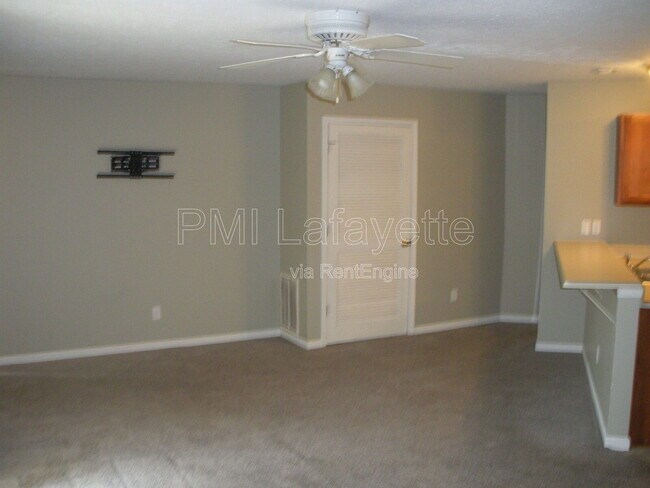 Building Photo - 3526 Bethel Dr