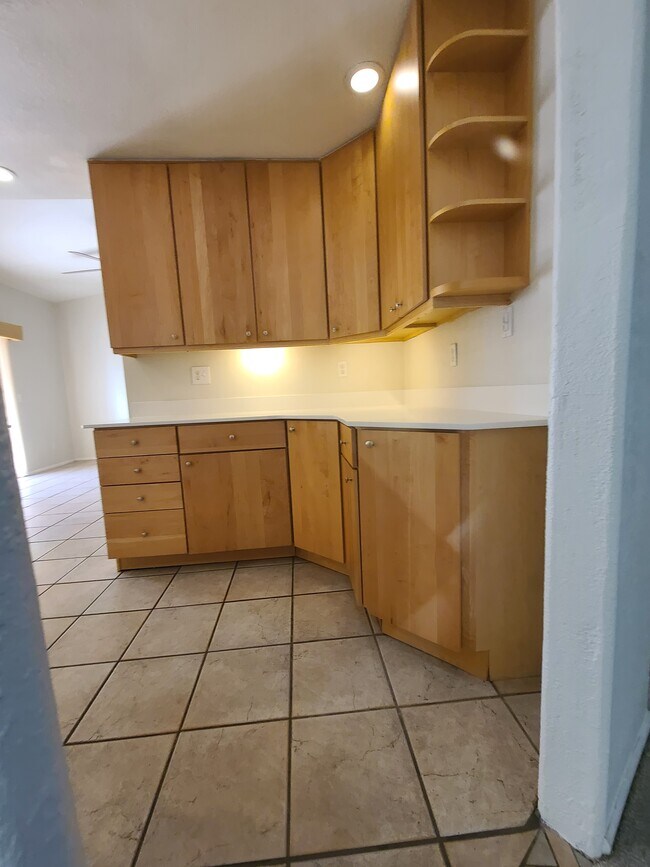 Building Photo - 8725 E San Ardo Dr