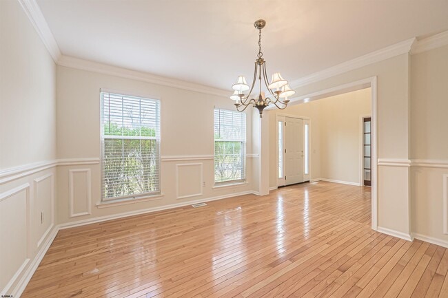 Building Photo - 305 Joann Dr