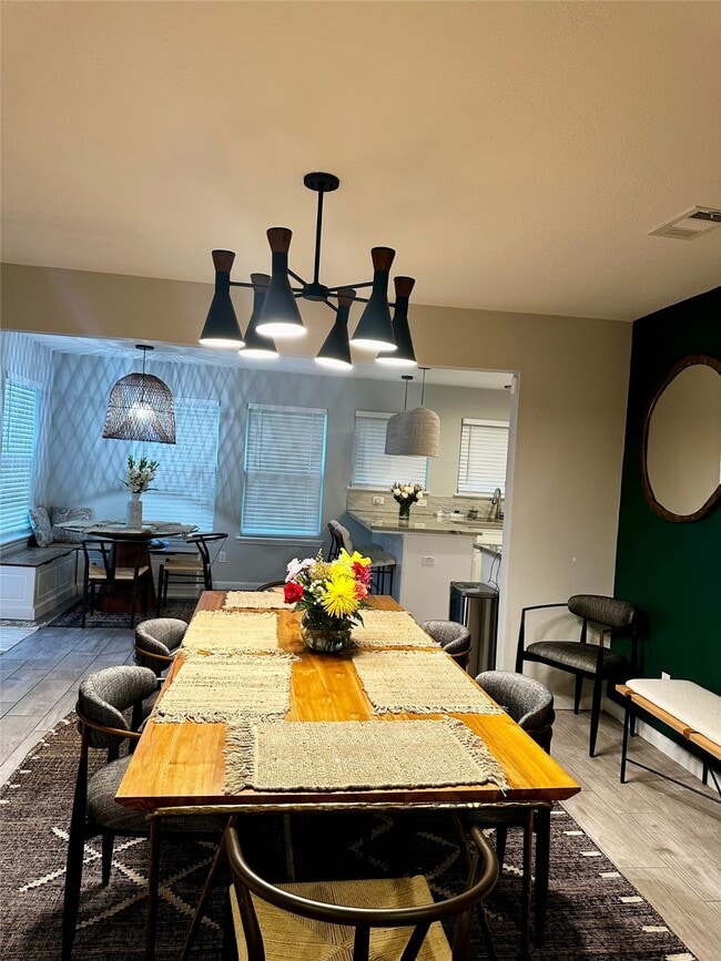 Building Photo - 4418 Charleston St