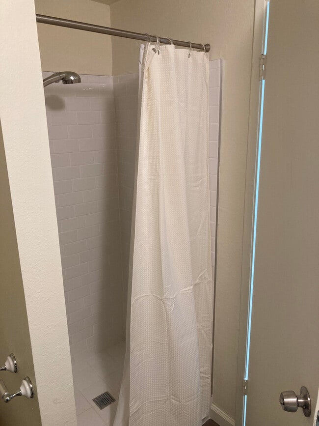 Building Photo - 12264 Chandler Blvd