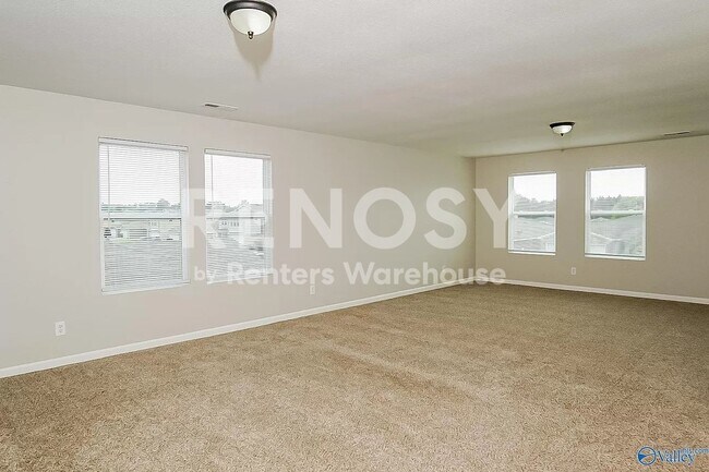 Building Photo - 123 Forestbrook Dr