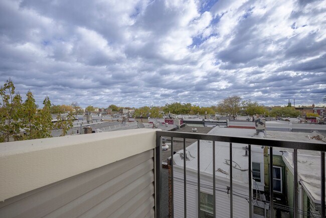 Building Photo - 1925 N 32nd St