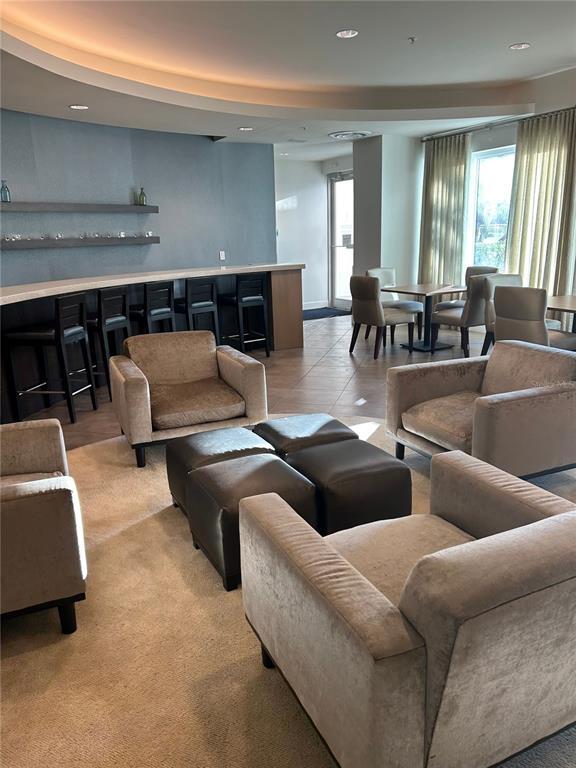 Building Photo - 100 S Eola Dr