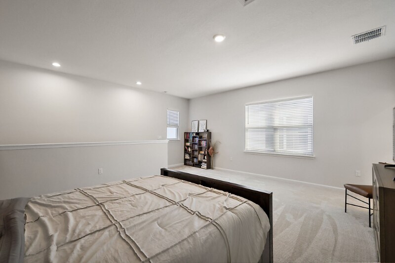 Building Photo - 4439 Davos Dr