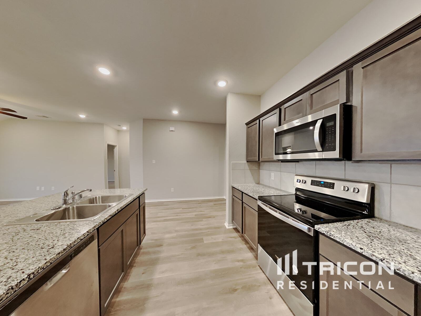 Building Photo - 2706 Darner Ct