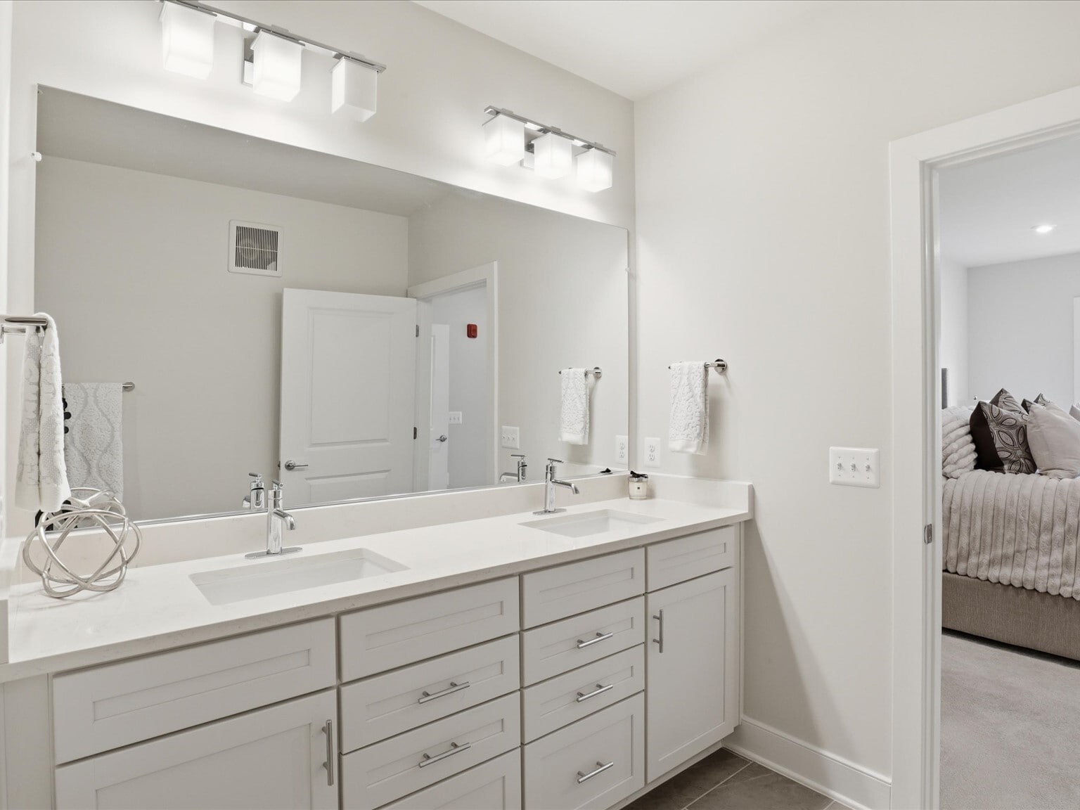 Building Photo - 106 Saint Ives Pl