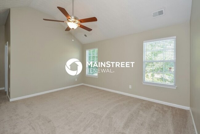 Building Photo - 4 Bedroom Pet-Friendly Home in Jonesboro, GA with Main Street Renewal