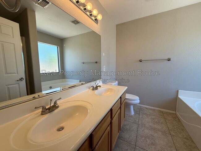 Building Photo - 11728 W Avenida Del Sol