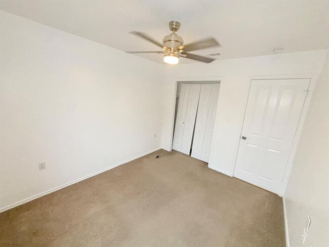 Building Photo - 2502 Ashley Way