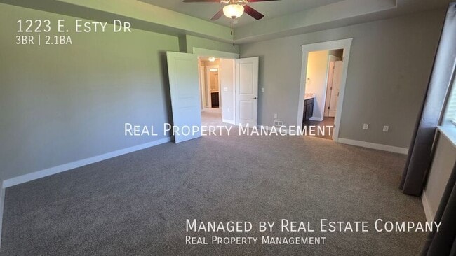 Building Photo - 1223 E Esty Dr