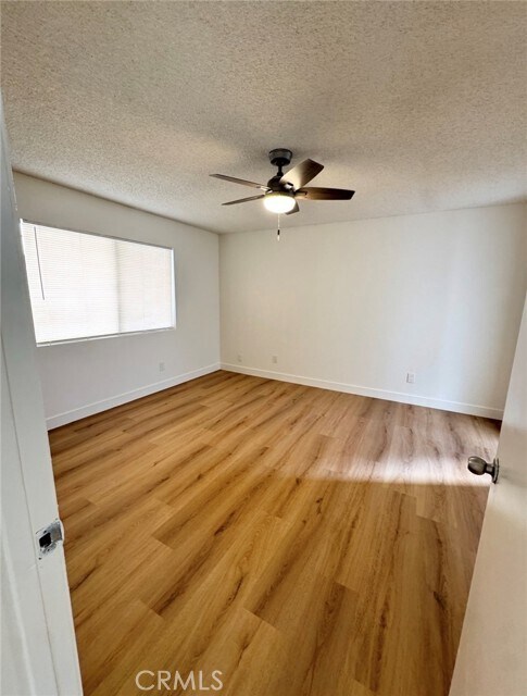 Building Photo - 25981 Cherrywood Dr