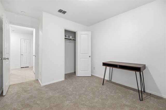 Building Photo - 1408 Yachtclub Dr